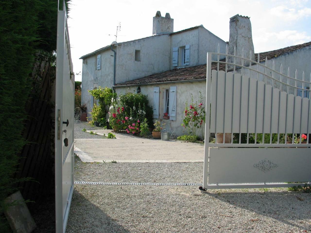 Chambres D'Hotes Le Logis Du Port Paradis Nieulle-sur-Seudre エクステリア 写真